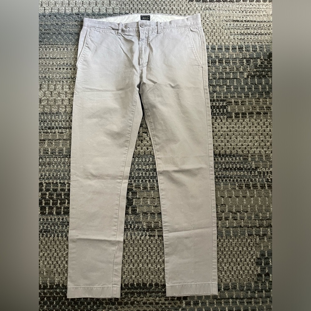 J. Crew 484 Slim-Fit Chino Pant, Broken-In, Light Gray, Waist 32 Length 30 32/30